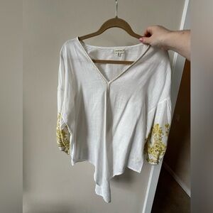 Max studio tied cotton embroidered blouse size medium